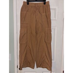 Women’s Tan Cargo Pants
